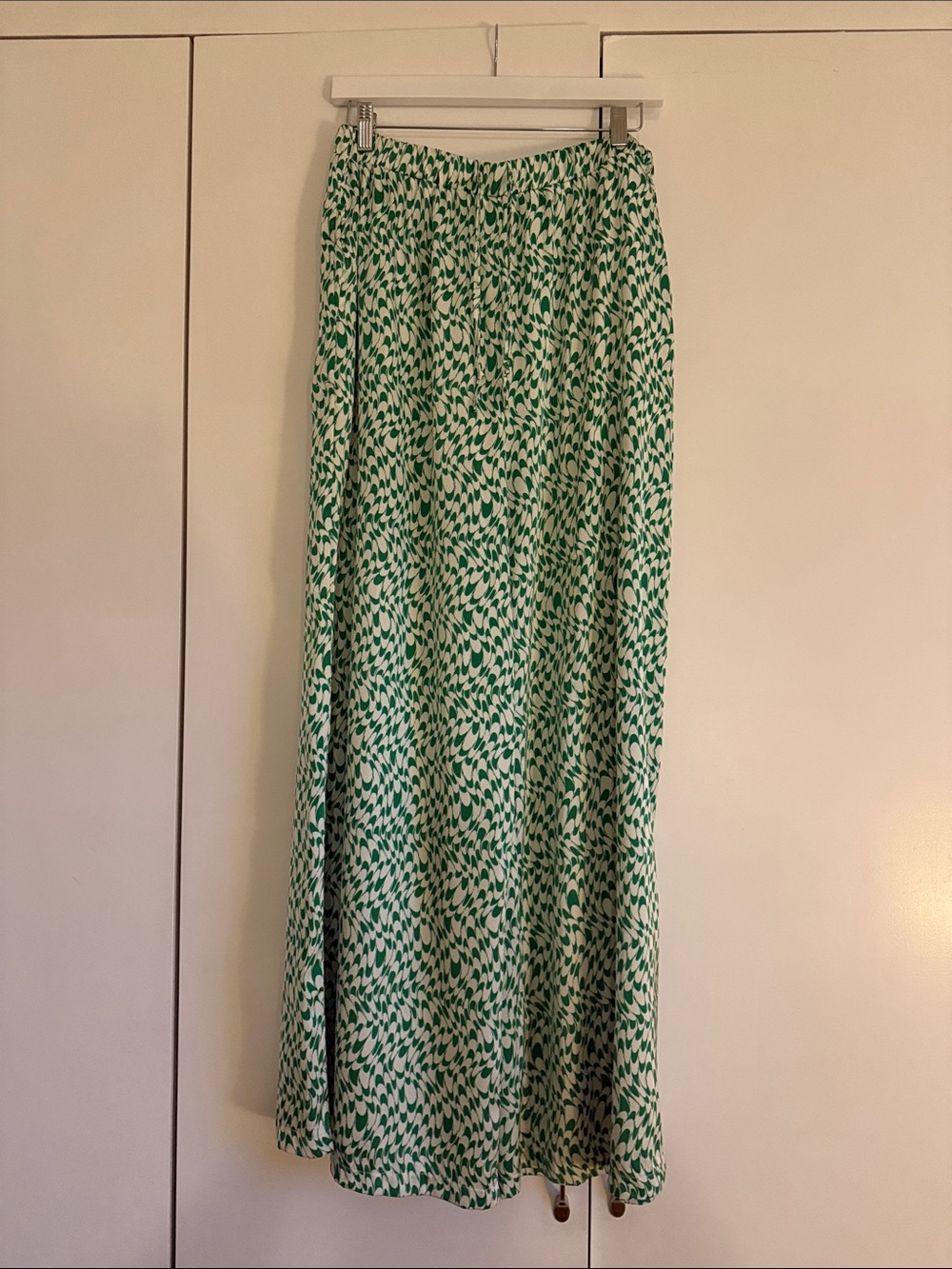 glam Green & White Wide-Leg Maxi Skirt